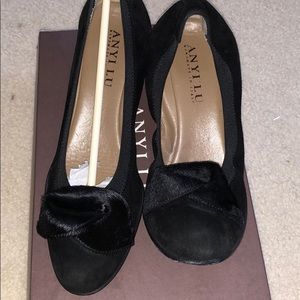 Anyi Lu Black Suede Wedge Pump Calf Hair Rose 39